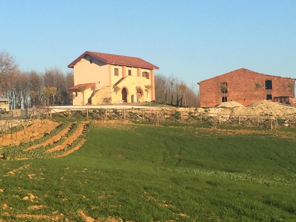 Agriturismo Montebeltrano Villa Poleio Bagian luar foto